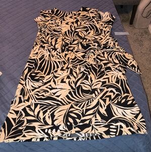 Chic Black and Cream Patterned Dress